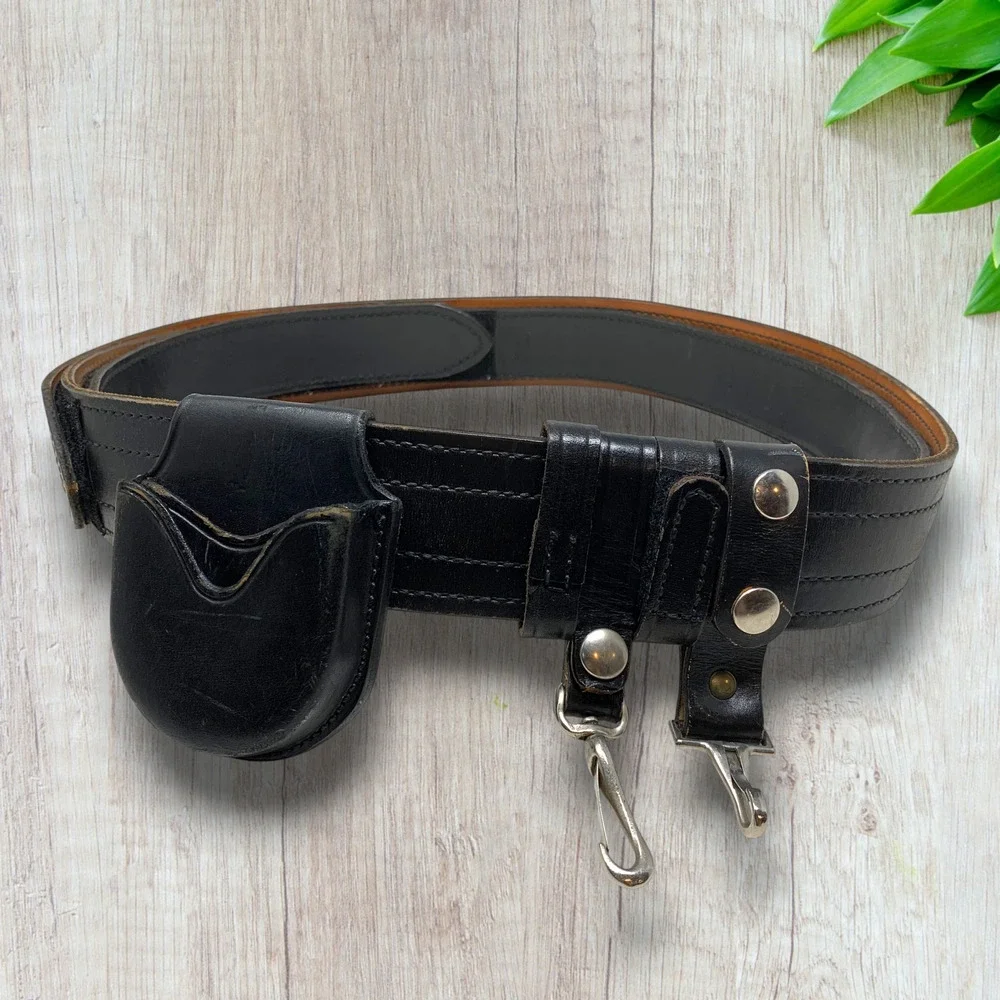 Vintage Bucheimer Clark Black Leather Tactical Buckleless Belt Safariland Gear